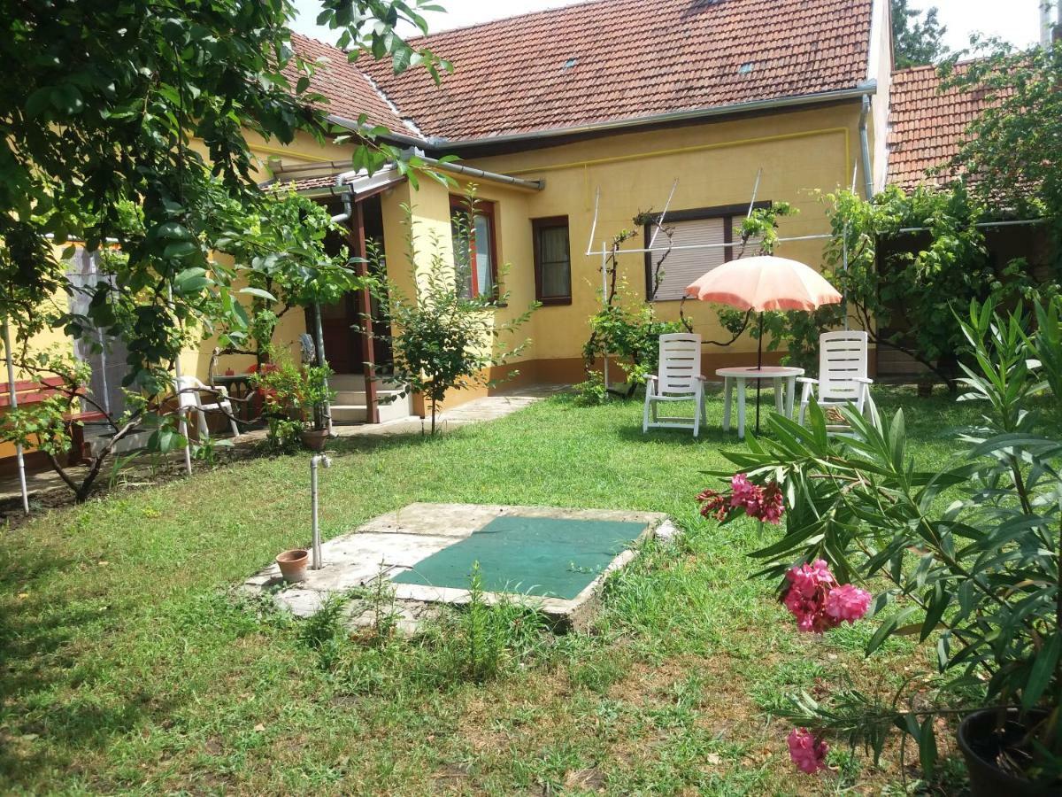 Harsfak Villa Mezokovacshaza Екстериор снимка